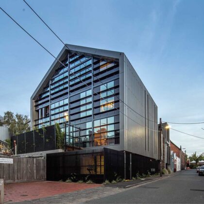 Hotham-St-commercial-building-and-residence